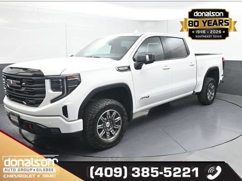 Used 2025 GMC Sierra 1500 AT4 AWD/4WD image 5