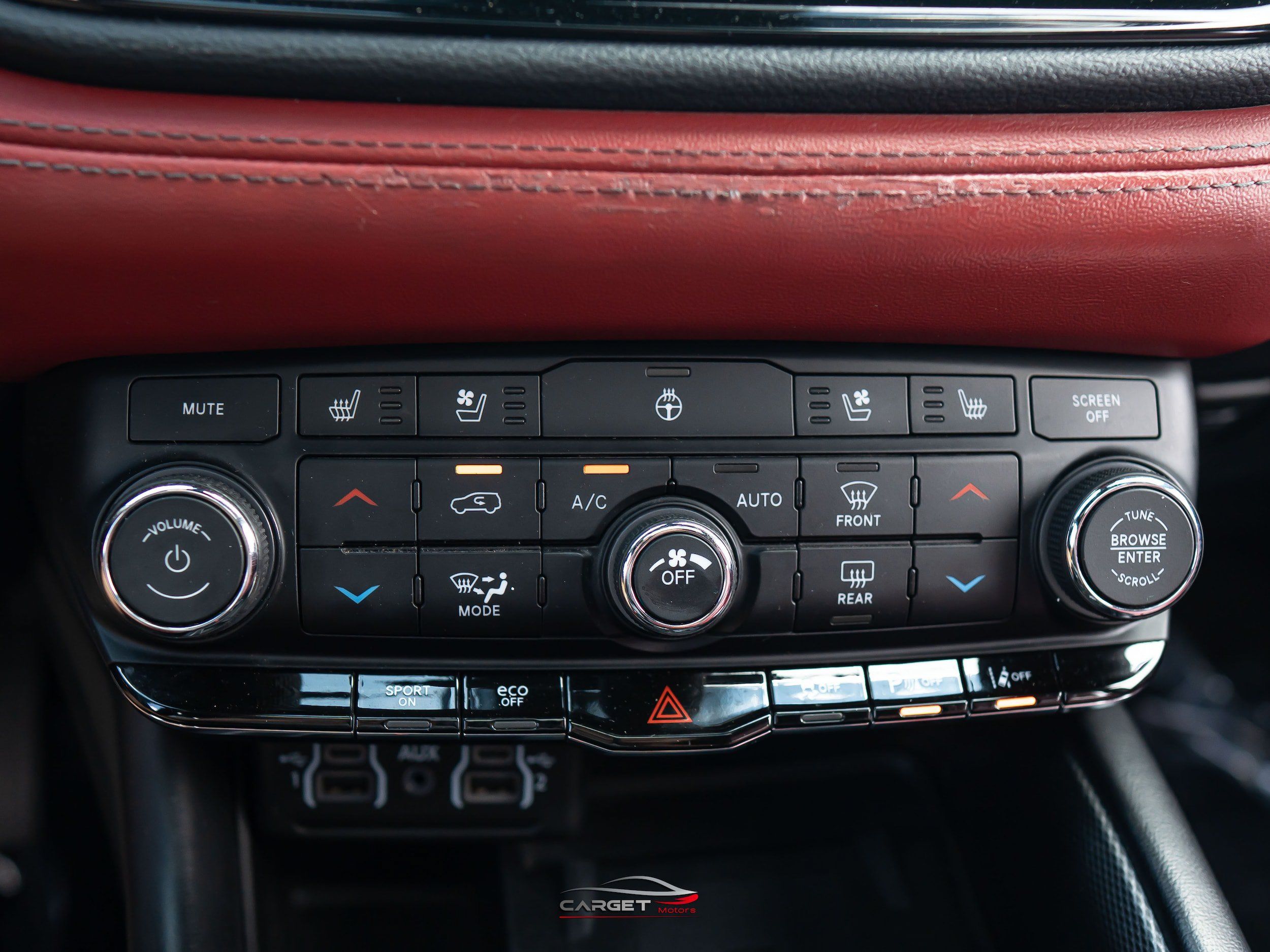 Used 2021 Dodge Durango R/T w/ Technology Group AWD/4WD image 32
