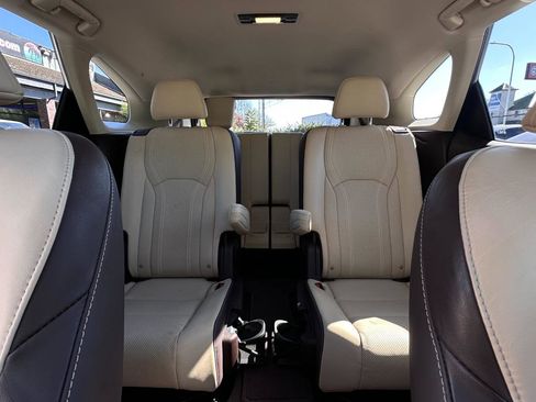 Used 2018 Lexus RX 450hL Premium w/ Premium Package image 22