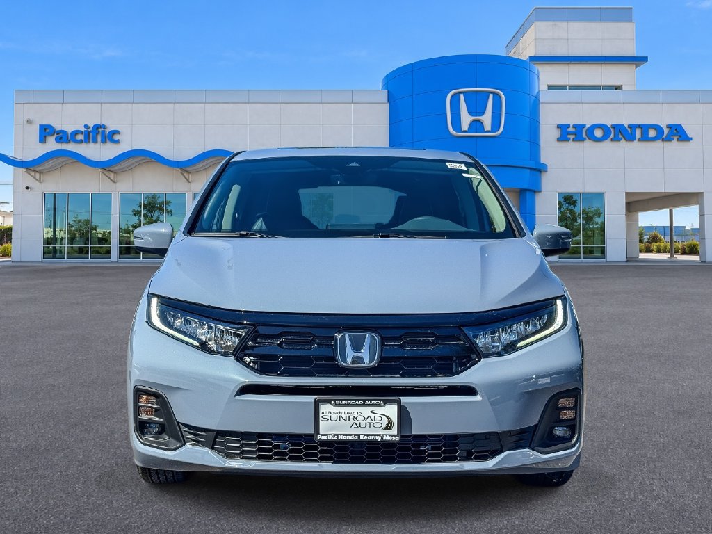 New 2027 Honda Odyssey Touring image 2