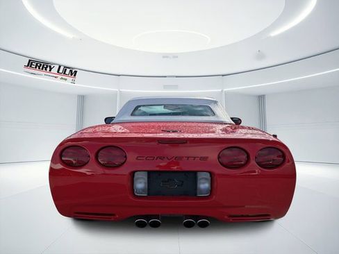 Used 2000 Chevrolet Corvette Convertible w/ Memory Pkg RWD image 4