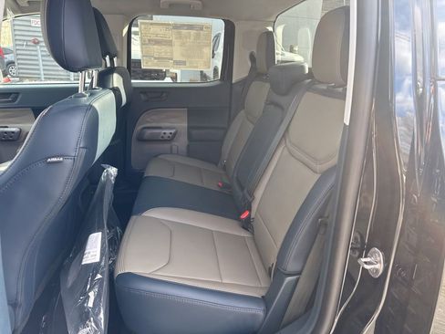 New 2026 Ford Maverick Lariat image 19