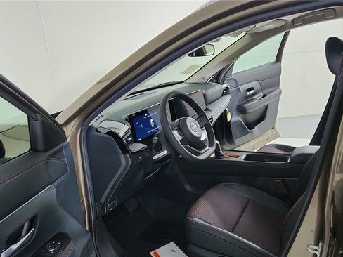 New 2026 Nissan Kicks SR w/ Illumination Package image 15