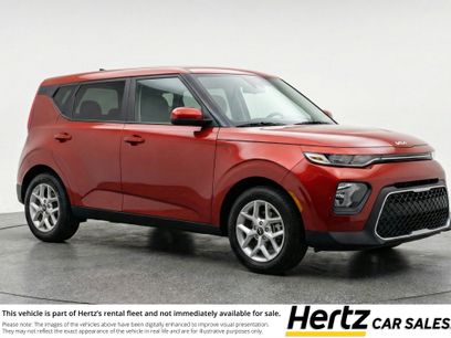 Used 2025 Kia Soul LX w/ LX Technology Package