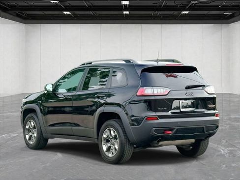 Used 2019 Jeep Cherokee Trailhawk AWD/4WD image 7