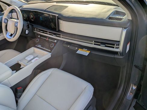 New 2026 Hyundai Santa Fe SEL image 25