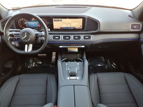 New 2026 Mercedes-Benz GLS 450 4MATIC image 4