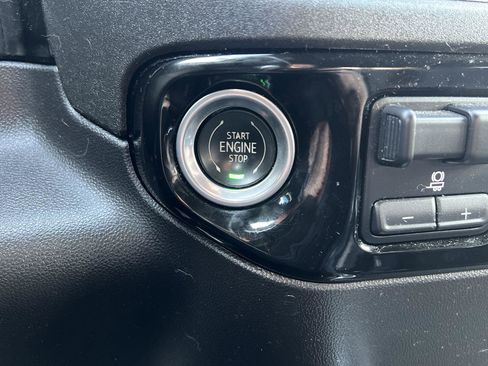 Certified 2022 Chevrolet Silverado 1500 LT Trail Boss image 17