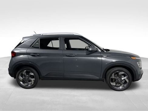 New 2026 Hyundai Venue SEL image 6