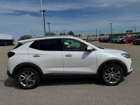 Used 2021 Buick Encore GX Essence w/ Advanced Technology Package AWD/4WD image 39