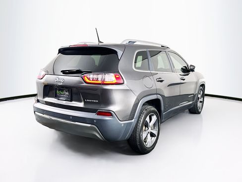 Used 2019 Jeep Cherokee Limited w/ Technology Group FWD image 9