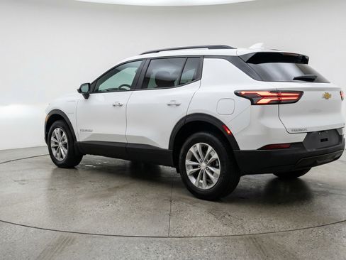 Used 2025 Chevrolet Equinox LT FWD image 6