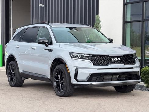 Used 2023 Kia Sorento EX AWD/4WD image 4