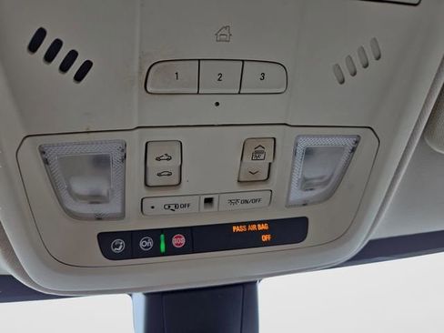 Used 2019 Cadillac XT5 Premium Luxury FWD image 34