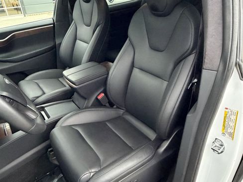 Used 2020 Tesla Model X Long Range AWD/4WD image 11
