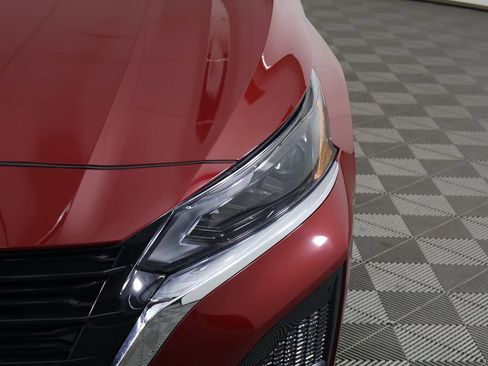 Used 2024 Nissan Altima 2.5 SL image 15