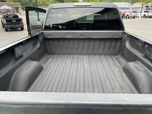 Used 2013 GMC Sierra 2500 Denali w/ Suspension Package, Off-Road AWD/4WD image 28