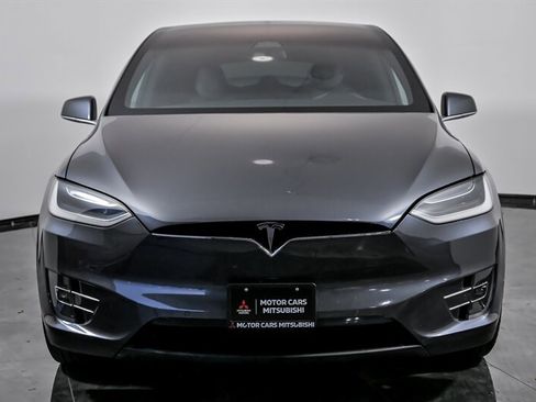 Used 2016 Tesla Model X 75D image 4