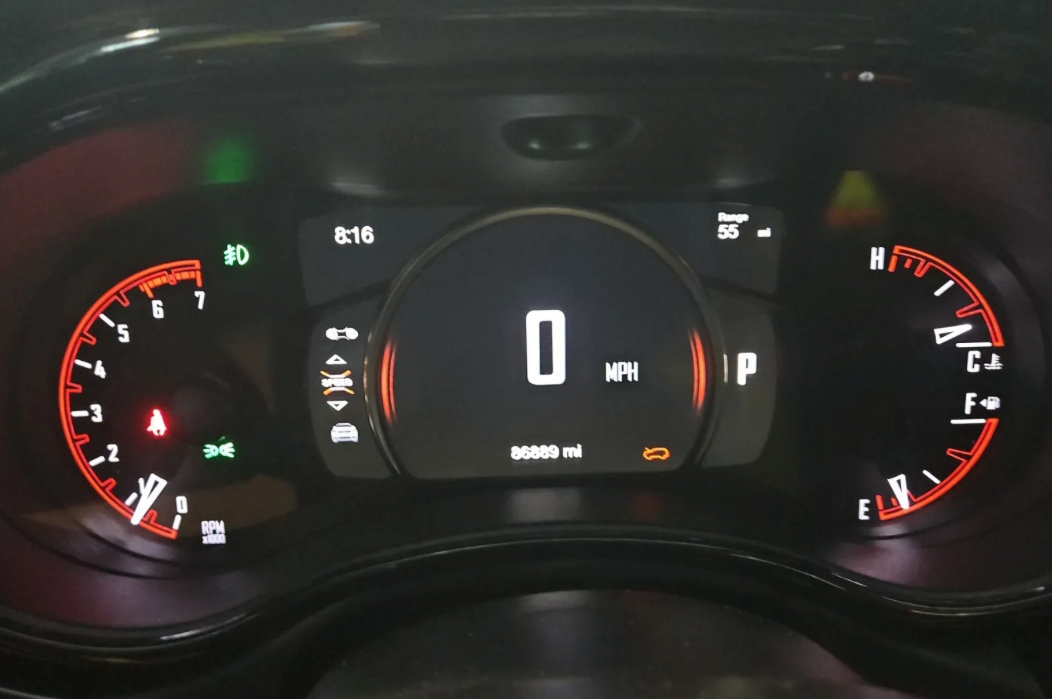 Used 2021 Dodge Durango R/T w/ Premium Interior Group RWD image 12