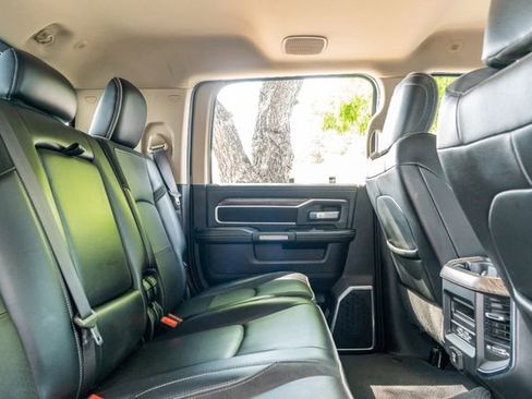 Used 2019 RAM 2500 Laramie AWD/4WD image 40