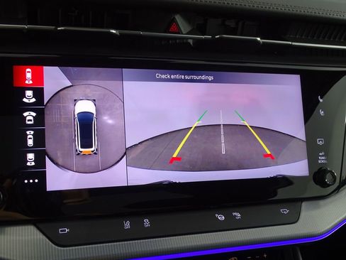 Used 2024 Jeep Wagoneer Launch Edition image 10