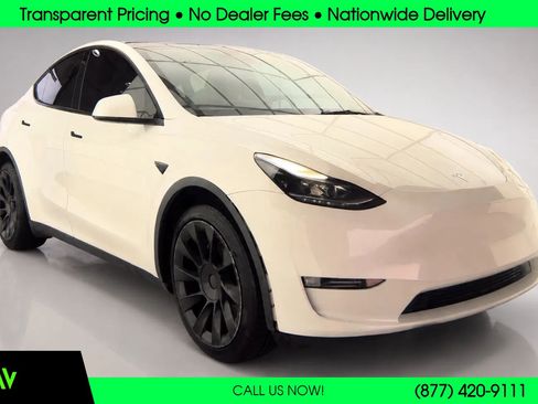 Used 2023 Tesla Model Y Long Range AWD/4WD image 2