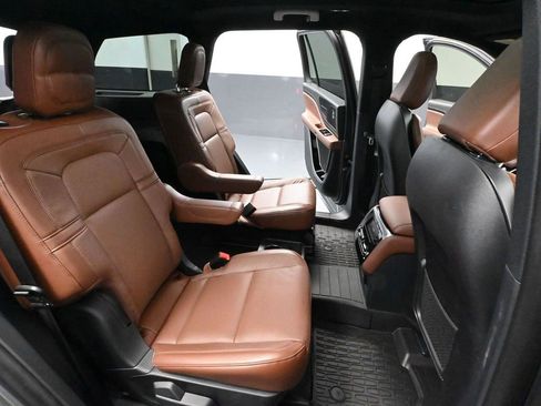Used 2025 Lincoln Aviator Reserve w/ Jet Appearance Package image 51