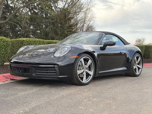 Used 2022 Porsche 911 Carrera image 10