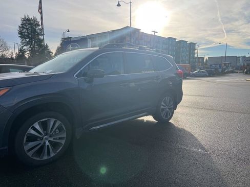 Used 2020 Subaru Ascent Limited w/ Popular Package #2A image 3