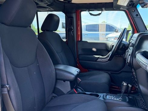 Used 2014 Jeep Wrangler Unlimited Sport w/ Quick Order Package 24S AWD/4WD image 20