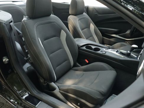 Used 2023 Chevrolet Camaro LT image 27