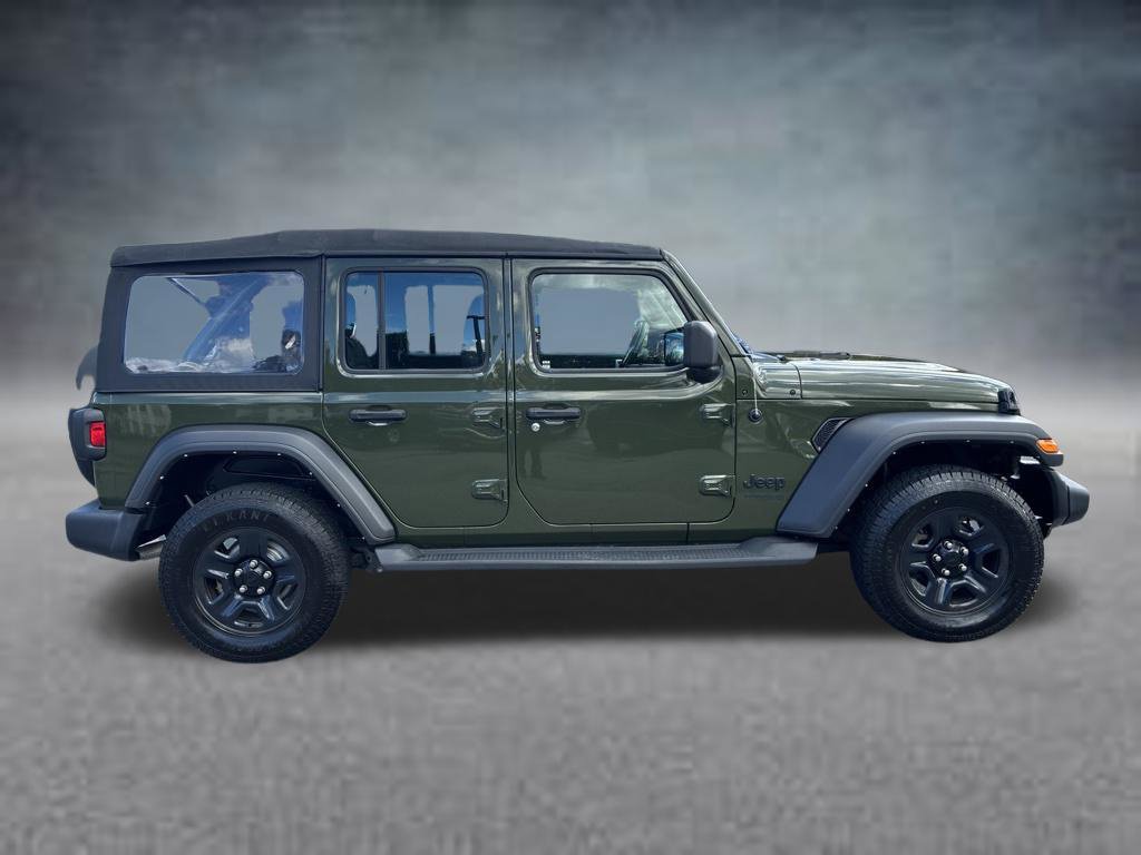 Used 2022 Jeep Wrangler Unlimited Sport AWD/4WD image 7