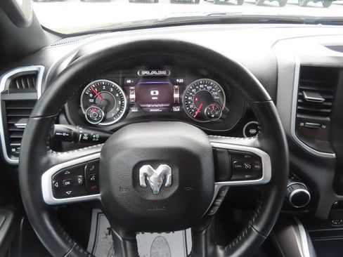 Used 2022 RAM 1500 Big Horn AWD/4WD image 32