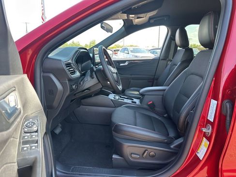 New 2026 Ford Escape ST-Line w/ Tech Pack #1 image 9