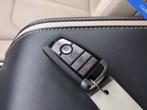 Used 2023 Ford Expedition Platinum image 39