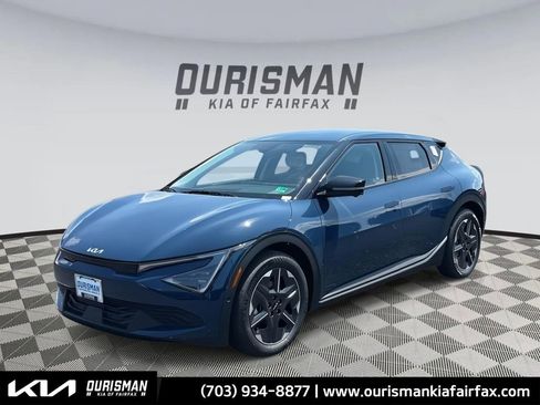 New 2025 Kia EV6 Light w/ Light LR Technology Package image 1