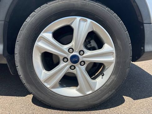 Used 2016 Ford Escape SE FWD image 14
