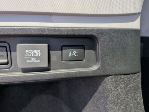 Used 2025 Acura MDX SH-AWD w/ Technology Package image 43