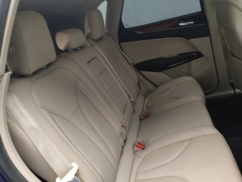 Used 2018 Lincoln MKC Select w/ Select Plus Package image 19