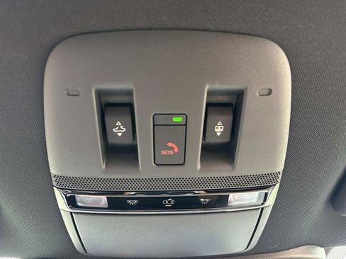 Used 2025 Nissan Armada Platinum Reserve w/ Convenience Package RWD image 25