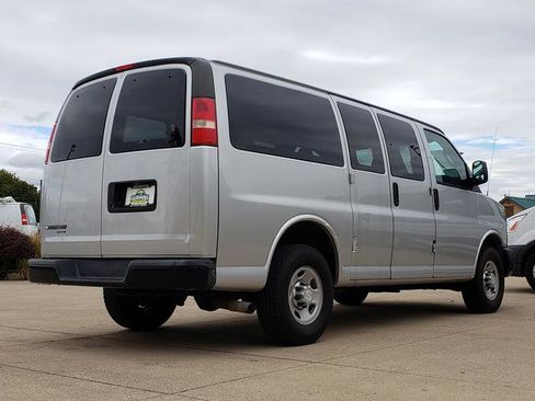 Used 2016 Chevrolet Express 2500 LS image 6