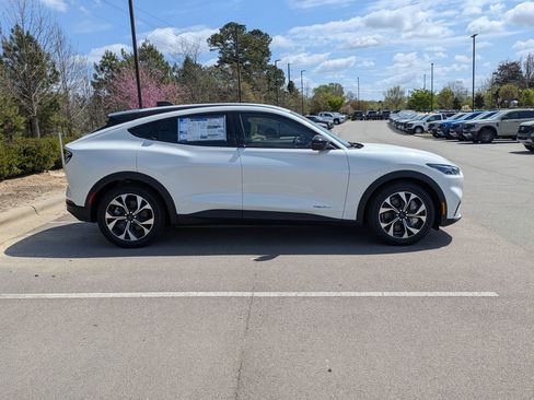 New 2026 Ford Mustang Mach-E Select w/ Comfort Package image 3