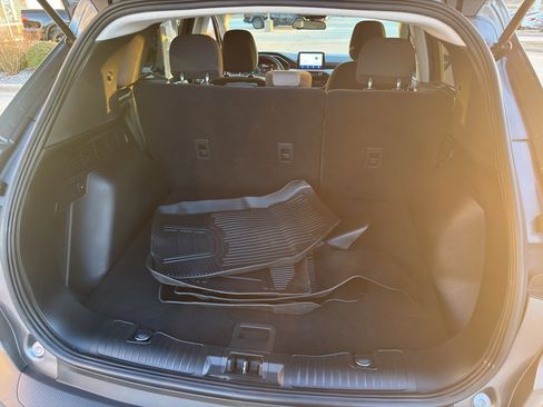 Used 2022 Ford Escape SE w/ Cold Weather Package image 13