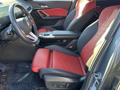 Certified 2025 BMW X2 xDrive28i image 24