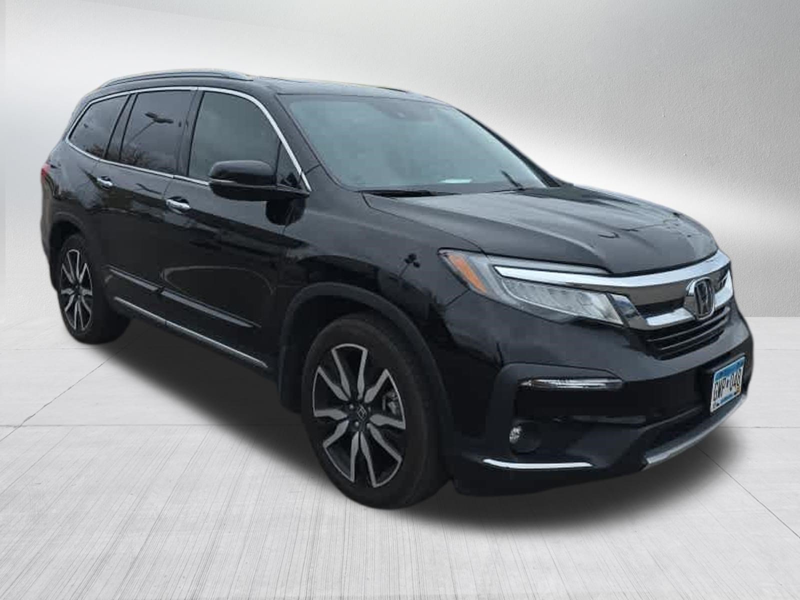 Used 2022 Honda Pilot Touring image 3