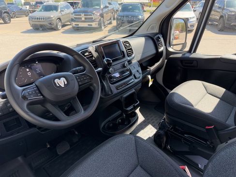 New 2026 RAM ProMaster 3500 w/ Quick Order Package 22G SLT image 2