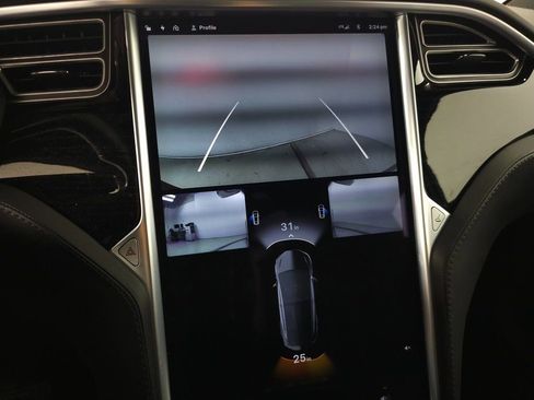 Used 2018 Tesla Model X 75D image 25