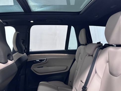 Certified 2026 Volvo XC90 B6 Plus AWD/4WD image 22