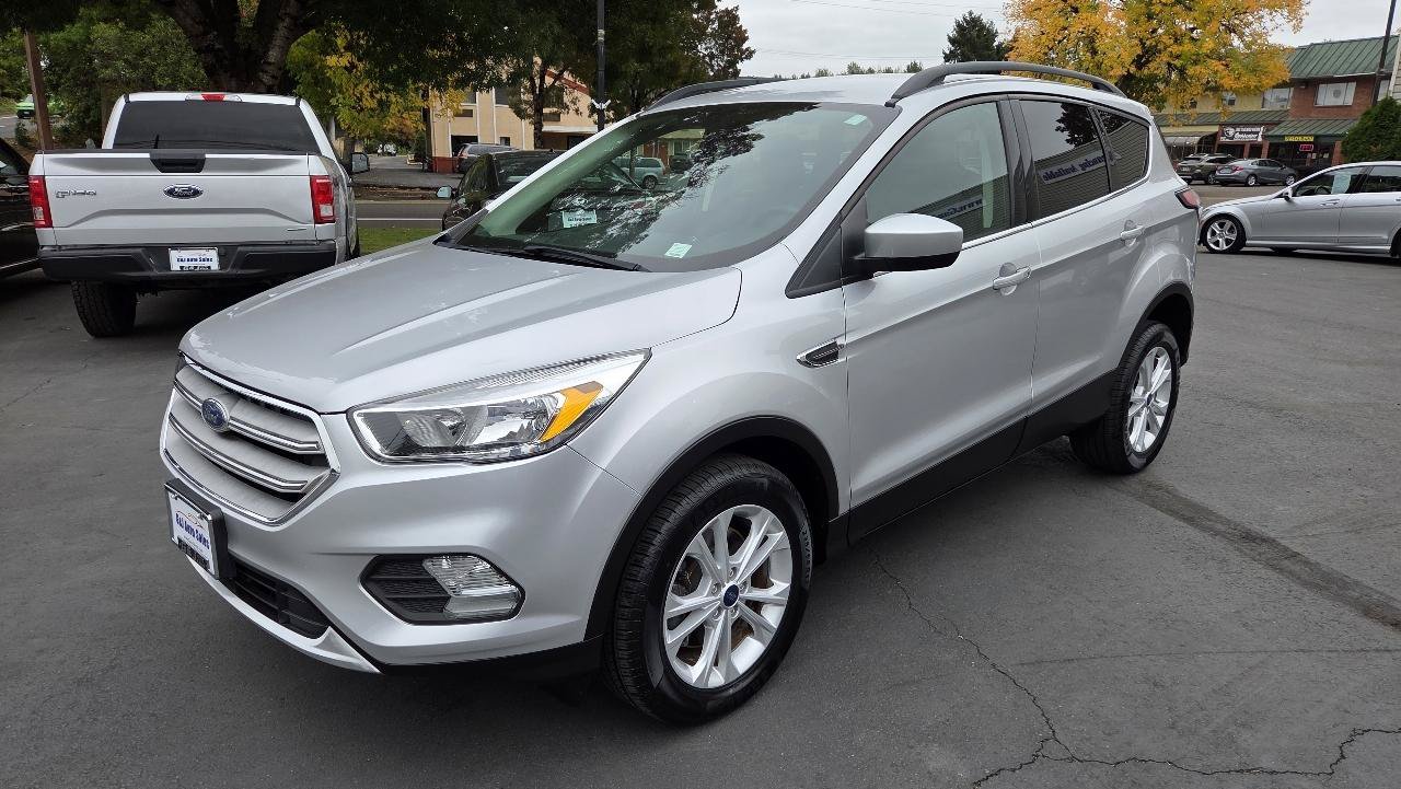 Used 2018 Ford Escape SE AWD/4WD image 2