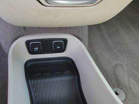 Certified 2018 Chrysler Pacifica Touring-L FWD image 20